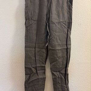 Gray Wide Leg Pants with Utilitarian Style